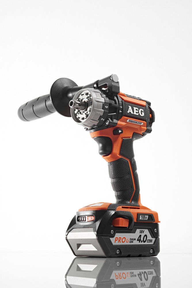 Bezuhlíková príklepová vŕtačka AEG BSB 18 CBL LI-402C, 18V